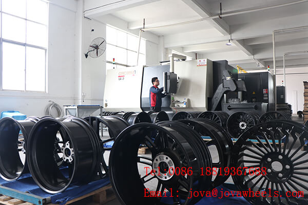 custom wheel manufacturers