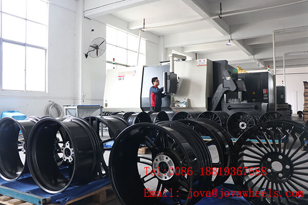 custom wheel manufacturers
