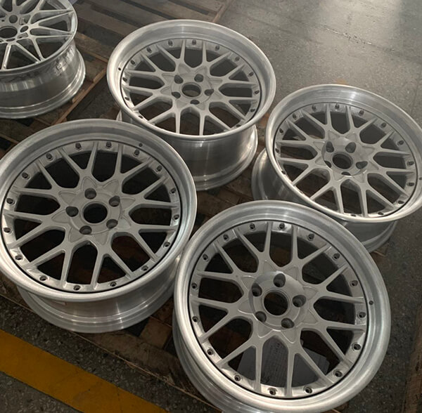 forged alloy wheels