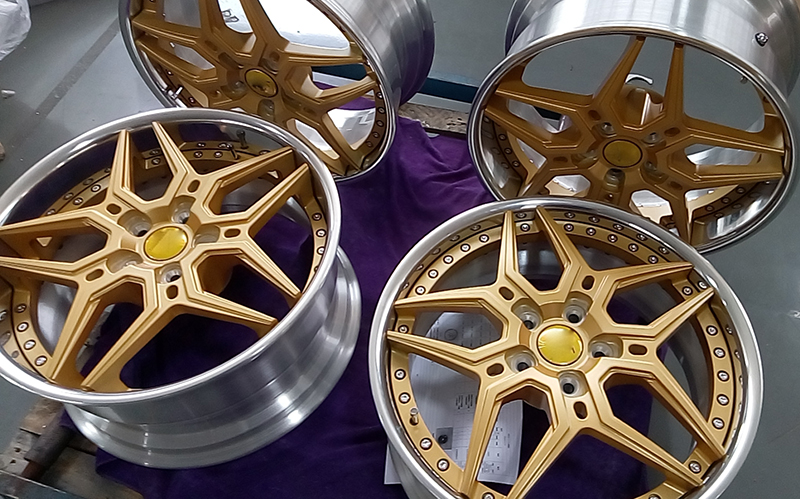 gold wheels with polished lip