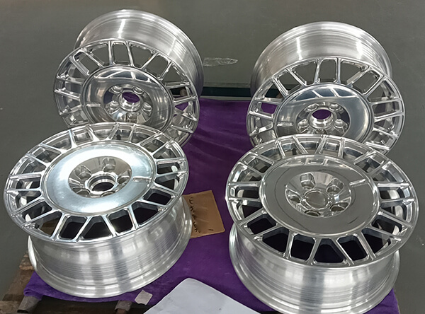 16 inch polished wheels for Volkswagen Beetle