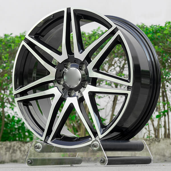 Custom wheels for Mercedes benz w447