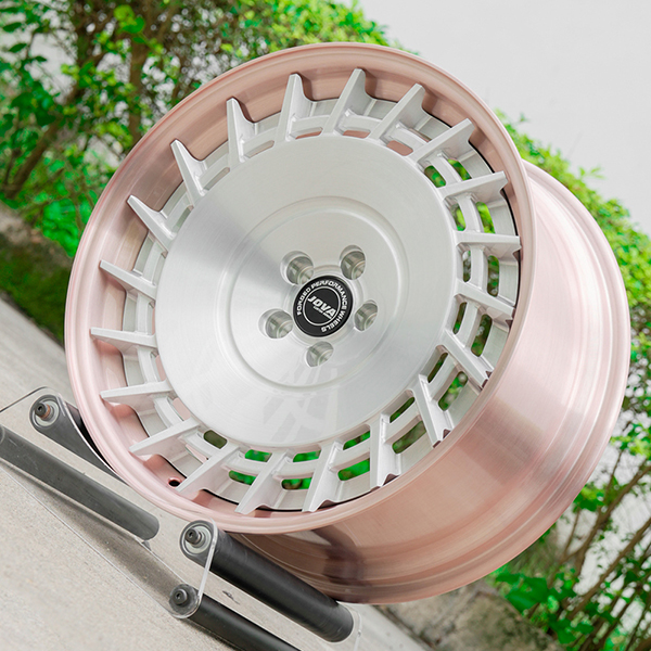 silver rims with rose gold lip