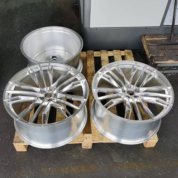 custom wheels for bmw x5m competition 2022
