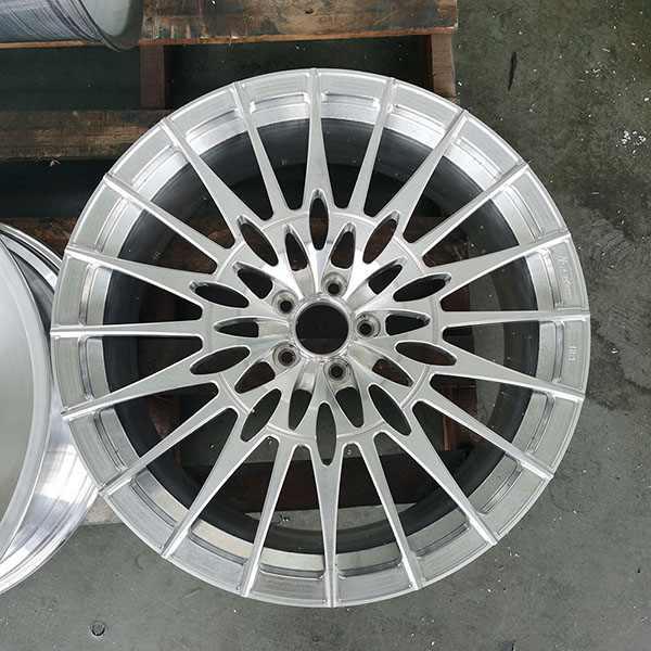 custom wheels for KIA carnival 2018 custom wheels for KIA carnival 2018