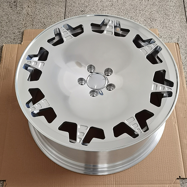 Mercedes w222 polished wheels