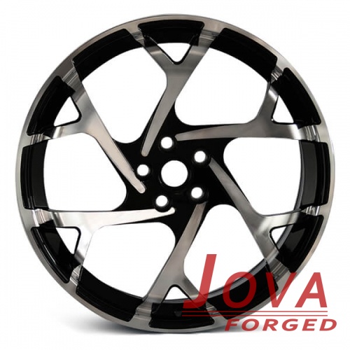 Deep concave staggered wheels 18 19 20 21 22