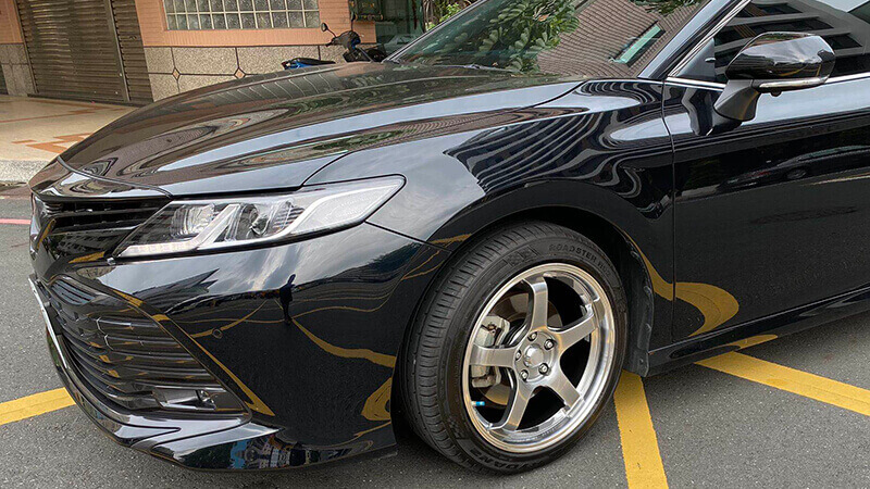 wheels on car