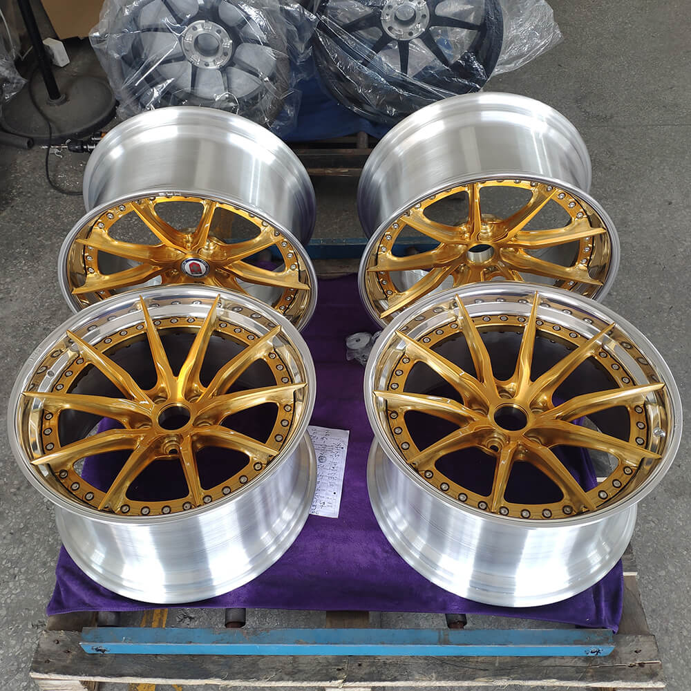 Gold rims with polished lip